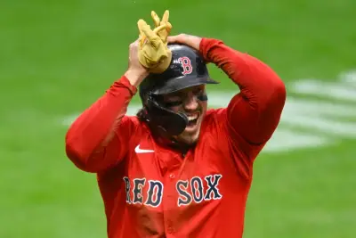 Jarren Duran steals home, Red Sox beat Guardians to split doubleheader